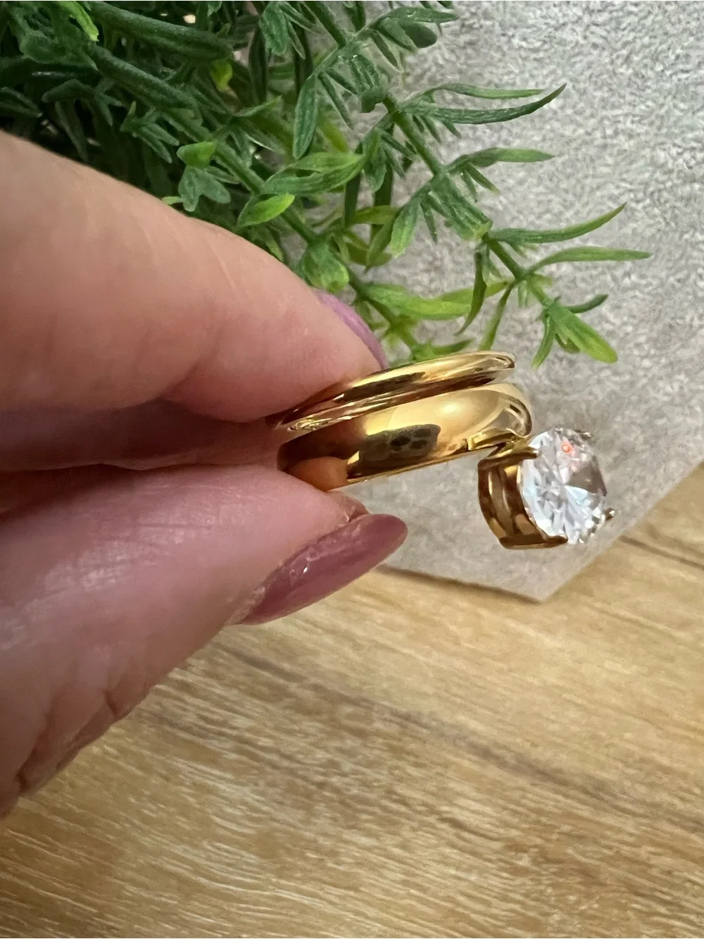 18K Gold-Plated Ring with Clear Cubic Stone - Size 7